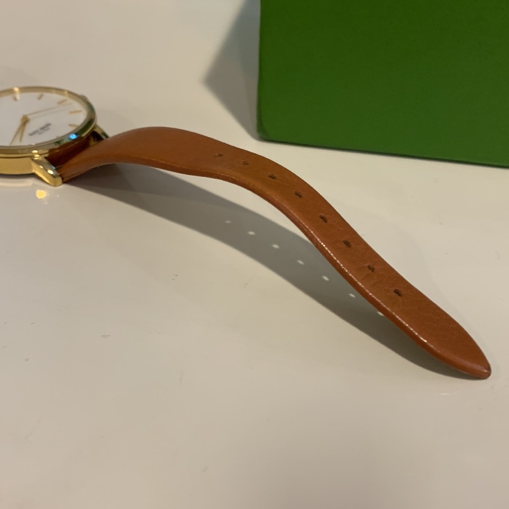 KATE SPADE | metro round leather strap watch - Picture 4 of 10